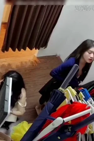 Lộ clip hot cực kỳ nhạy cảm tại Photobooth